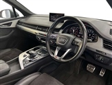 Audi Q7 Image 6