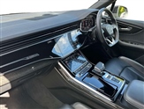 Audi Q7 Image 2
