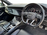 Audi Q7 Image 6