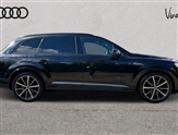 Audi Q7 Image 4