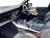 Audi Q7 Image 2