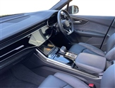 Audi Q7 Image 2