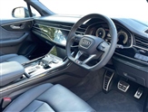 Audi Q7 Image 6