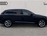 Audi Q7 Image 4
