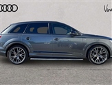 Audi Q7 Image 4