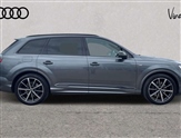 Audi Q7 Image 4