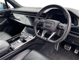 Audi Q7 Image 6