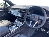 Audi Q7 Image 6