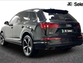 Audi Q7 Image 4