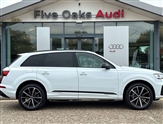 Audi Q7 Image 1