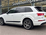 Audi Q7 Image 6