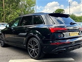 Audi Q7 Image 6