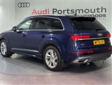 Audi Q7 Image 6