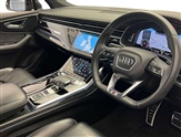Audi Q7 Image 6