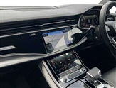 Audi Q7 Image 2