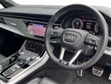 Audi Q7 Image 6