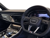 Audi Q7 Image 6