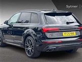 Audi Q7 Image 3