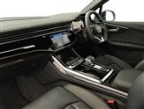 Audi Q7 Image 2