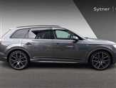 Audi Q7 Image 4