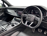 Audi Q7 Image 6