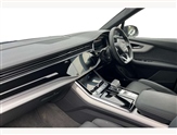 Audi Q7 Image 2