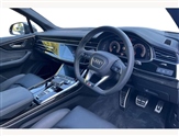 Audi Q7 Image 6