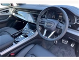 Audi Q7 Image 6