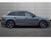 Audi Q7 Image 4