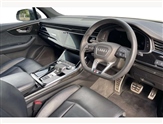 Audi Q7 Image 6