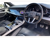 Audi Q7 Image 6