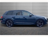 Audi Q7 Image 4
