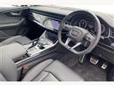 Audi Q7 Image 6