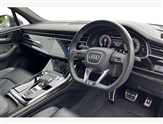 Audi Q7 Image 6