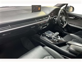 Audi Q7 Image 2