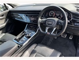 Audi Q7 Image 6