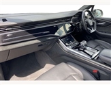 Audi Q7 Image 2