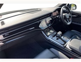 Audi Q7 Image 2