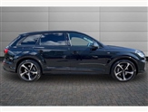 Audi Q7 Image 4