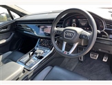 Audi Q7 Image 6