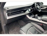 Audi Q7 Image 2