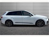 Audi Q7 Image 4