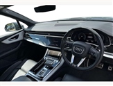 Audi Q7 Image 6
