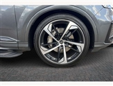 Audi Q7 Image 5