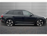 Audi Q7 Image 4