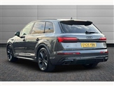 Audi Q7 Image 3