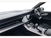 Audi Q7 Image 2
