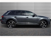 Audi Q7 Image 4