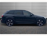 Audi Q7 Image 4