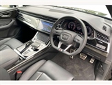 Audi Q7 Image 6